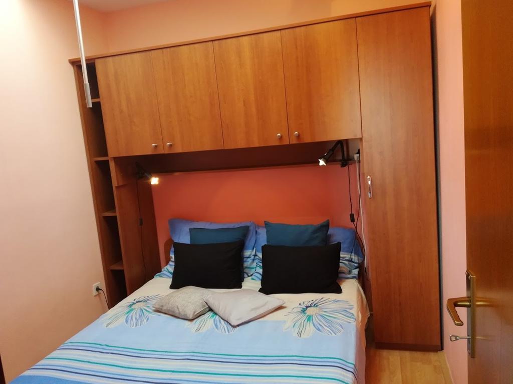 Apartments Tamara Sukošan エクステリア 写真